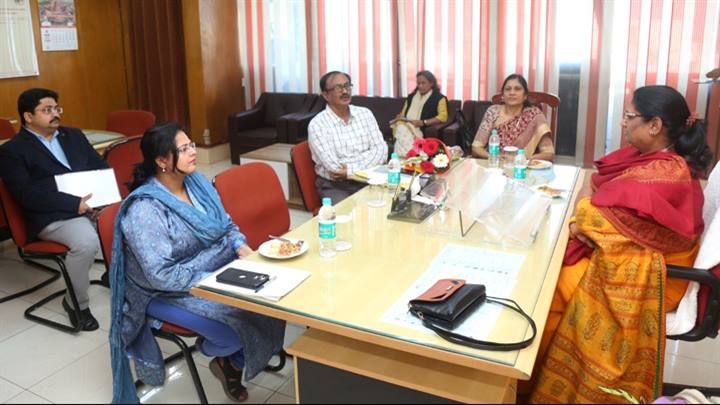 महिला एवं बाल विकास मंत्री सुश्री भूरिया ने मध्यप्रदेश महिला वित्त एवं विकास निगम के अध्यक्ष का पदभार ग्रहण किया